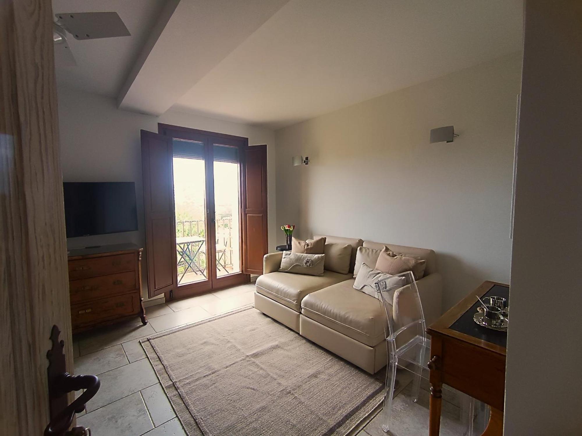 Deluxe Double Room Balcony